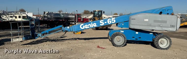 image for item FK0629 2007 Genie S-65  boom lift