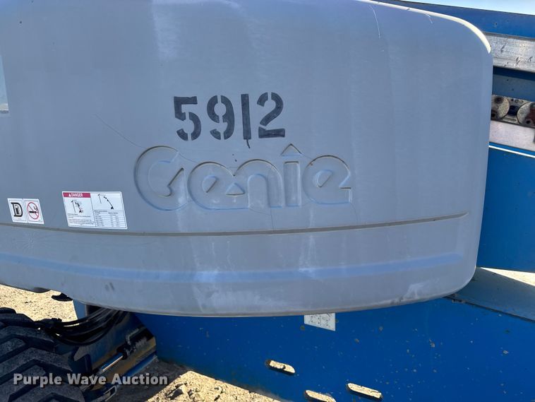 image for item FK0629 2007 Genie S-65  boom lift