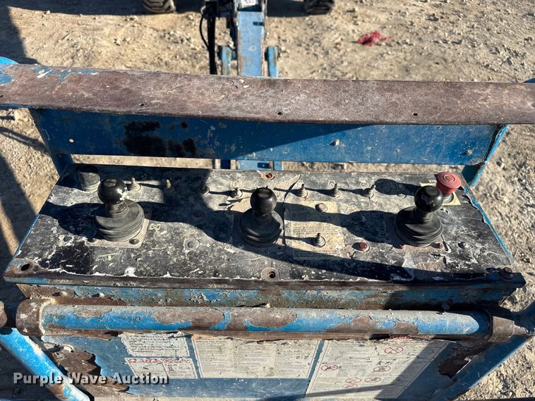 image for item FK0629 2007 Genie S-65  boom lift