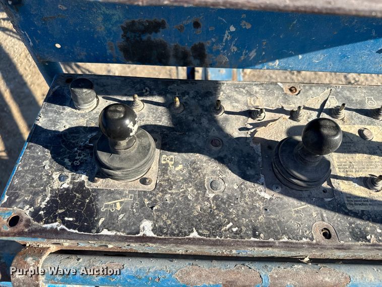 image for item FK0629 2007 Genie S-65  boom lift