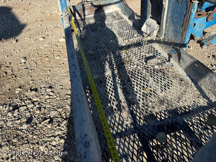 image for item FK0629 2007 Genie S-65  boom lift