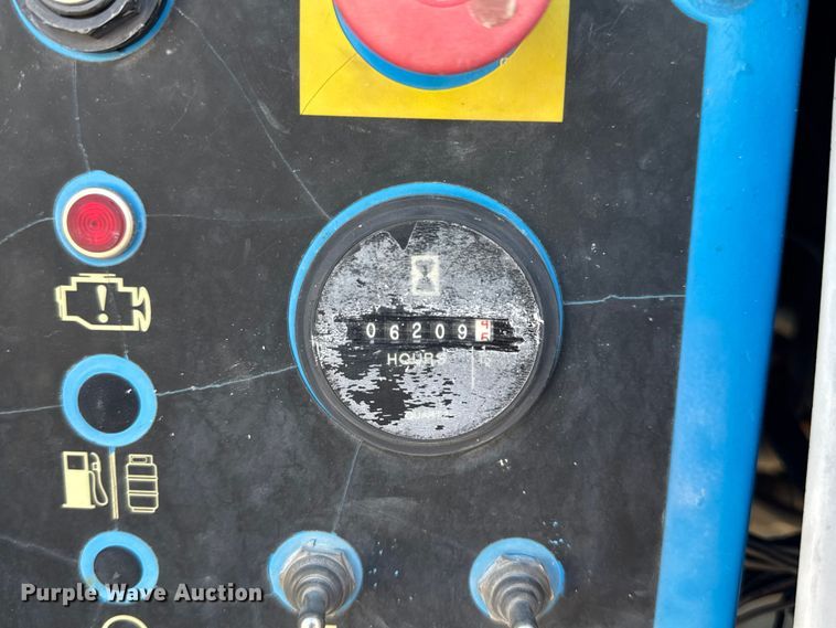 image for item FK0629 2007 Genie S-65  boom lift