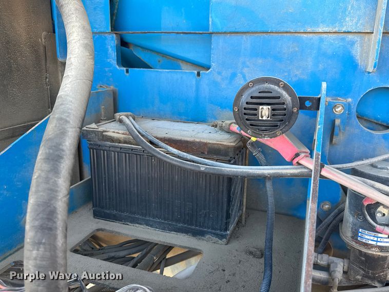 image for item FK0629 2007 Genie S-65  boom lift