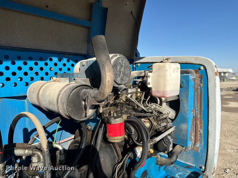 image for item FK0629 2007 Genie S-65  boom lift