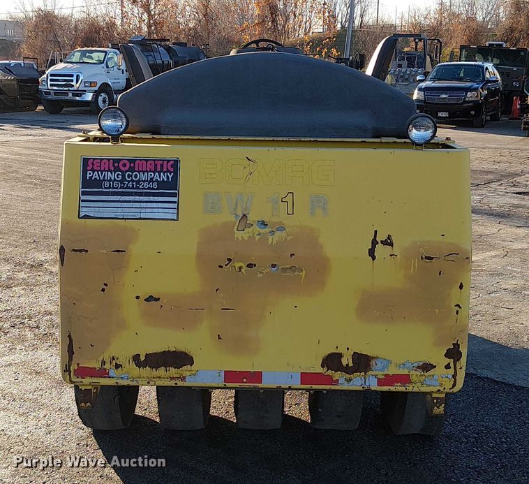 image for item FK0630 1994 Bomag BW11R  pneumatic roller