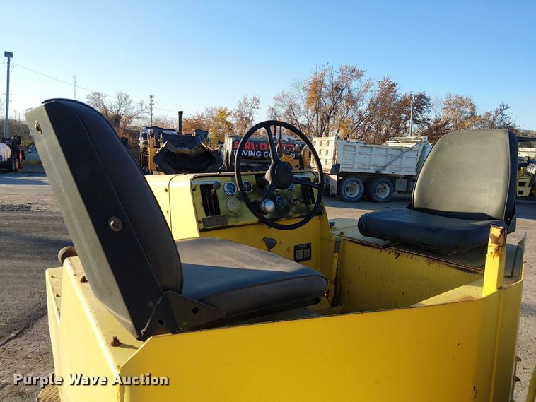 image for item FK0630 1994 Bomag BW11R  pneumatic roller