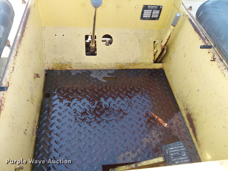 image for item FK0630 1994 Bomag BW11R  pneumatic roller