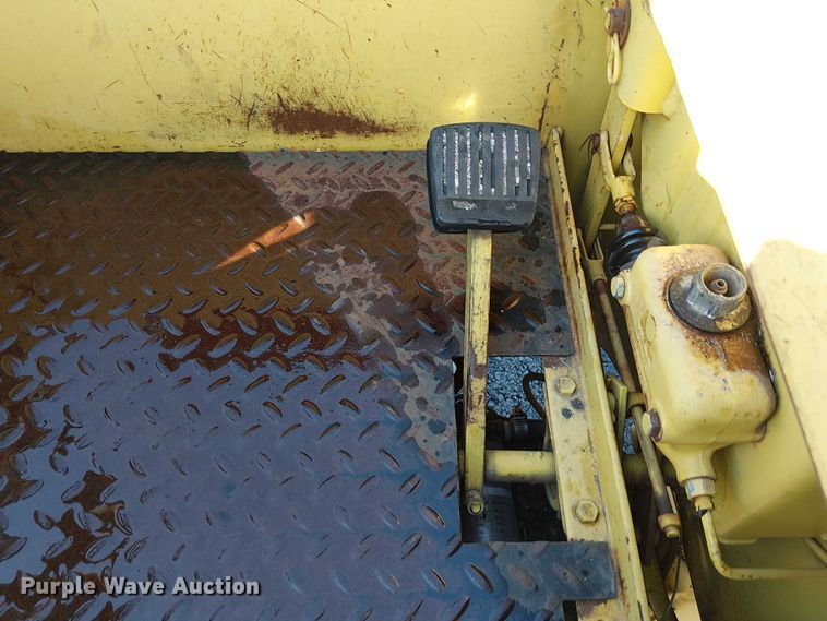 image for item FK0630 1994 Bomag BW11R  pneumatic roller