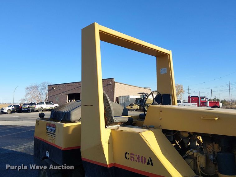 image for item FK0631 Hyster C530A pneumatic roller