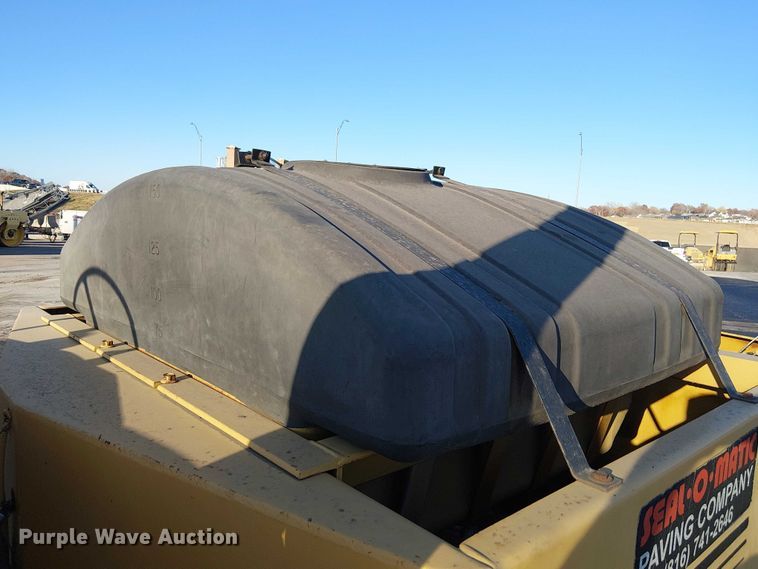 image for item FK0631 Hyster C530A pneumatic roller