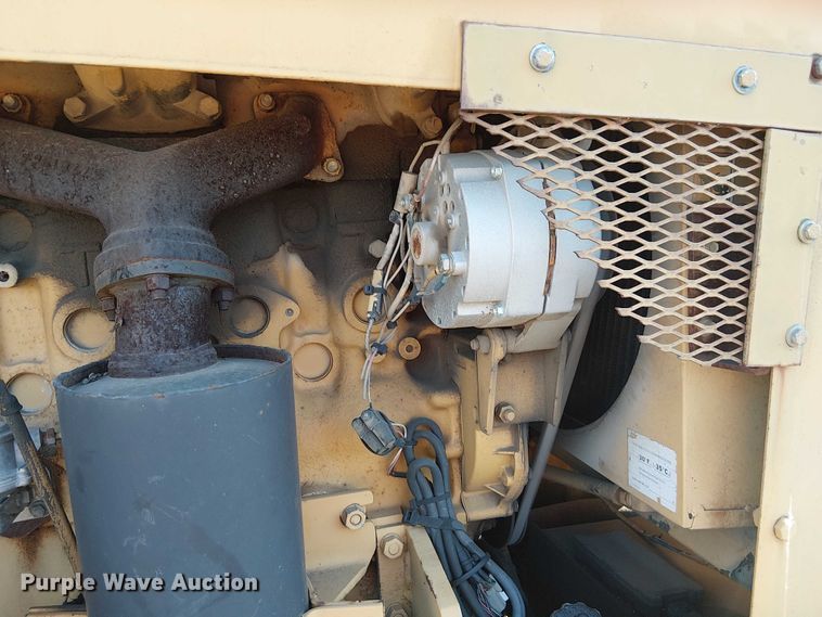 image for item FK0631 Hyster C530A pneumatic roller