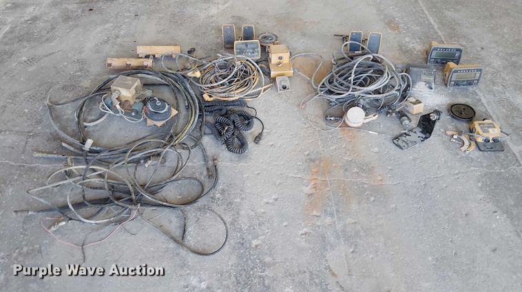 image for item FK0633 TopCon grade control parts