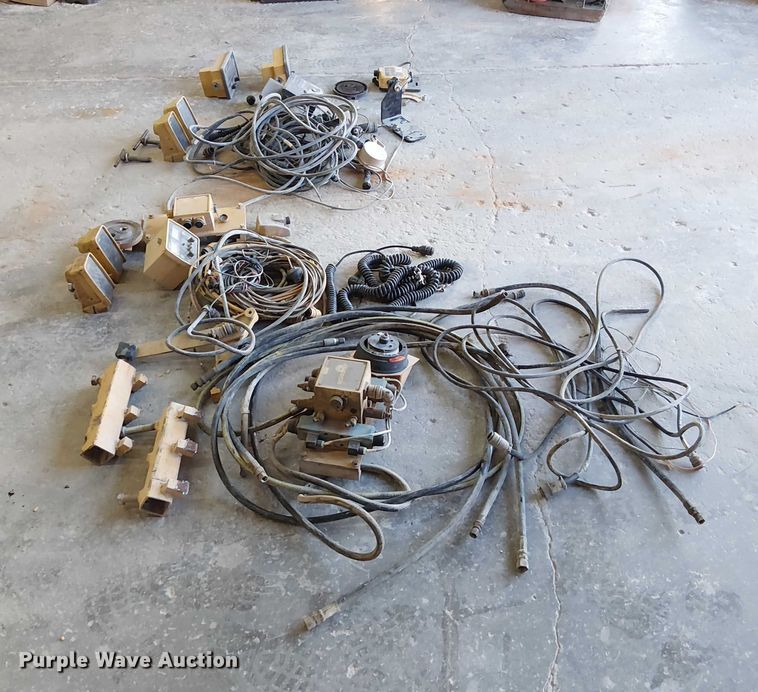 image for item FK0633 TopCon grade control parts