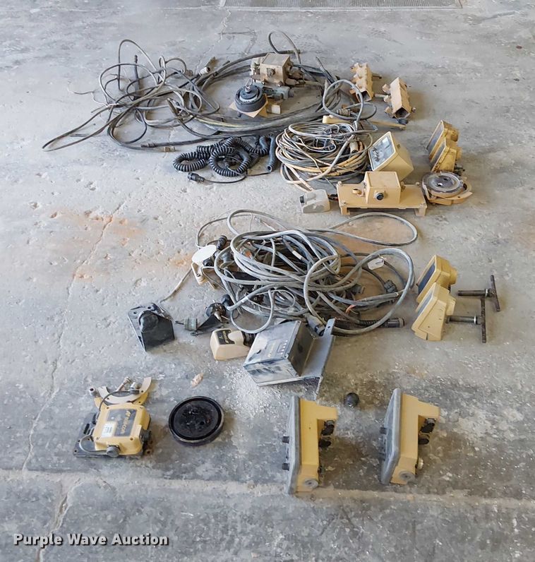 image for item FK0633 TopCon grade control parts