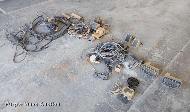 image for item FK0633 TopCon grade control parts