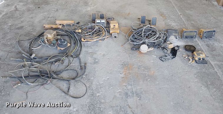 image for item FK0633 TopCon grade control parts