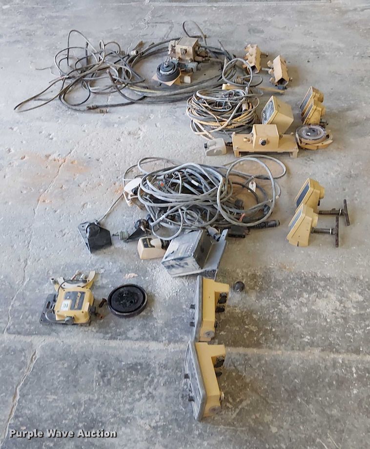 image for item FK0633 TopCon grade control parts