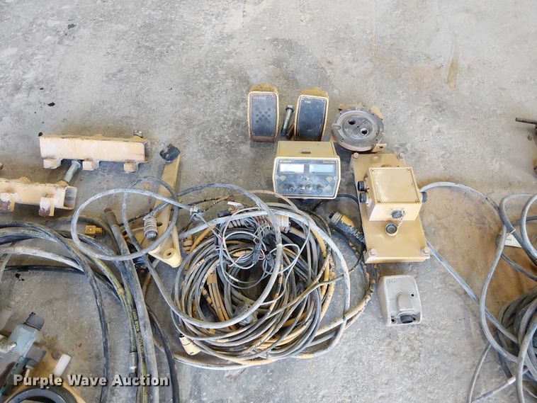 image for item FK0633 TopCon grade control parts