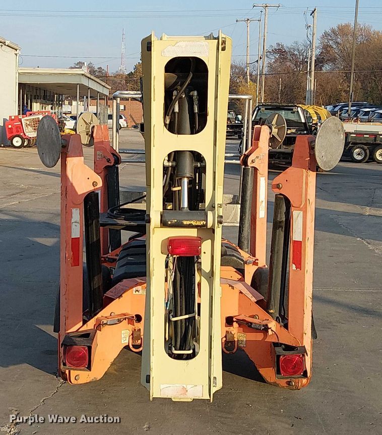 image for item FK0656 2006 JLG  T350 boom lift