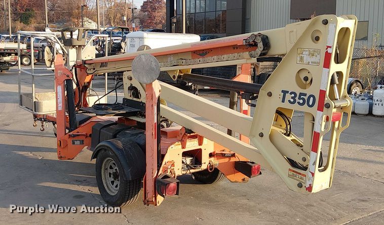 image for item FK0656 2006 JLG  T350 boom lift