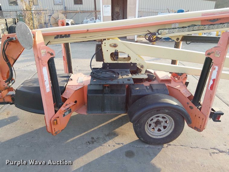 image for item FK0656 2006 JLG  T350 boom lift