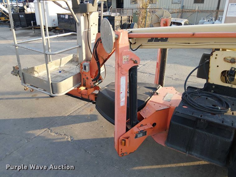 image for item FK0656 2006 JLG  T350 boom lift