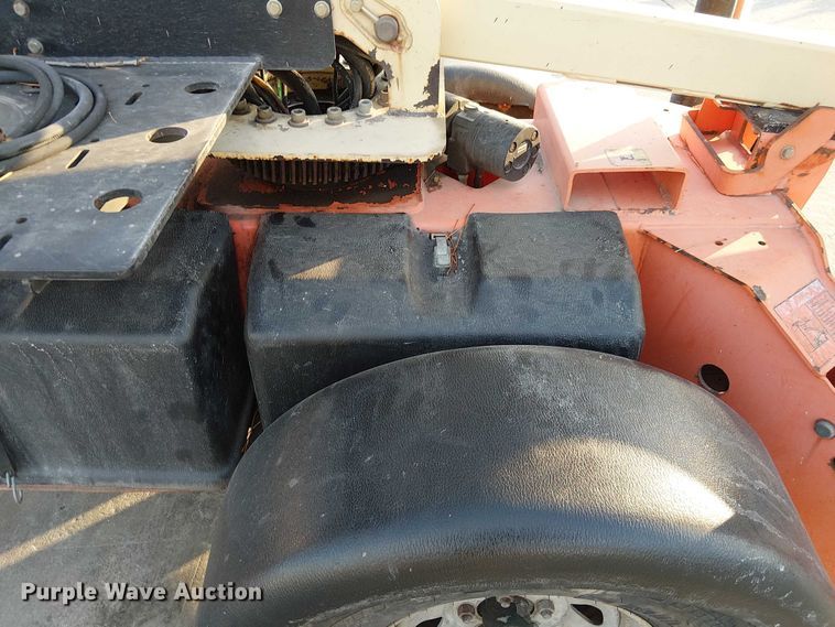 image for item FK0656 2006 JLG  T350 boom lift