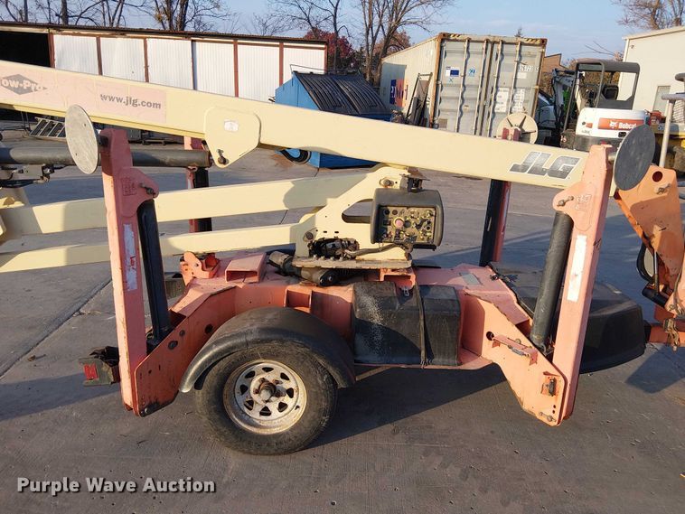 image for item FK0656 2006 JLG  T350 boom lift