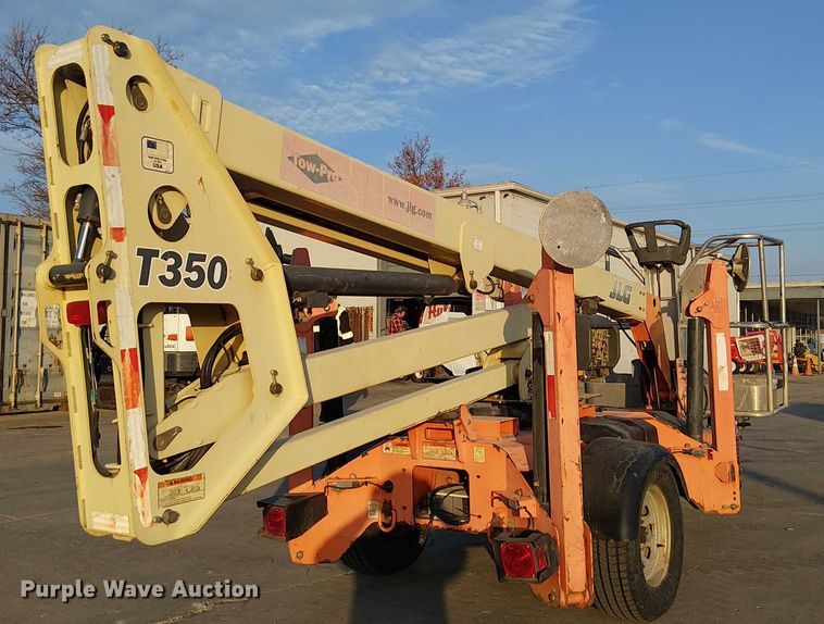 image for item FK0656 2006 JLG  T350 boom lift
