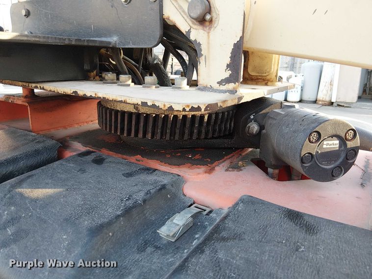 image for item FK0656 2006 JLG  T350 boom lift