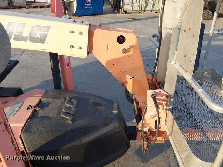 image for item FK0656 2006 JLG  T350 boom lift