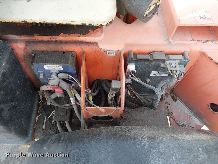 image for item FK0656 2006 JLG  T350 boom lift