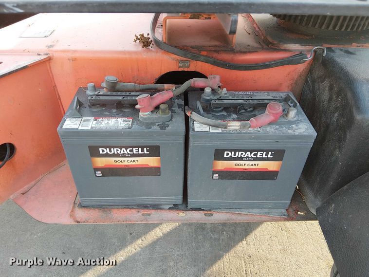 image for item FK0656 2006 JLG  T350 boom lift