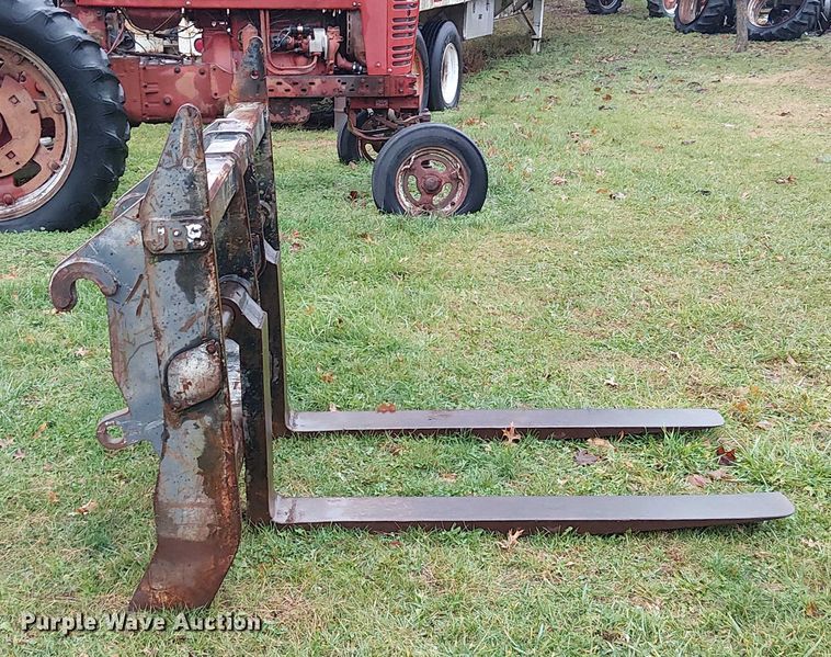 image for item FK0691 JRB wheel loader forks 