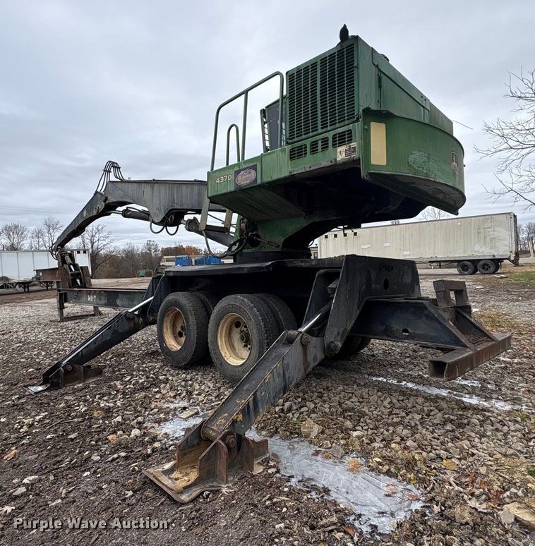 image for item FK1025 2011 John Deere 437D log loader