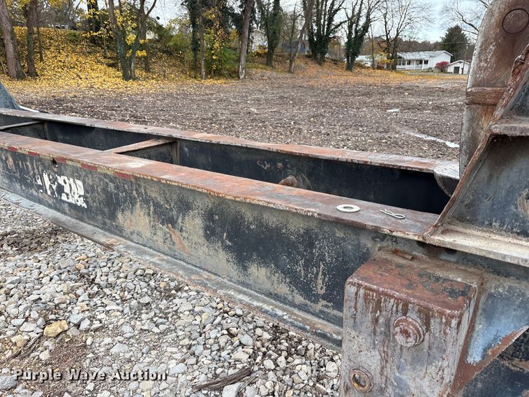 image for item FK1025 2011 John Deere 437D log loader