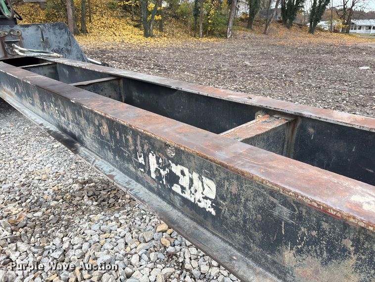 image for item FK1025 2011 John Deere 437D log loader