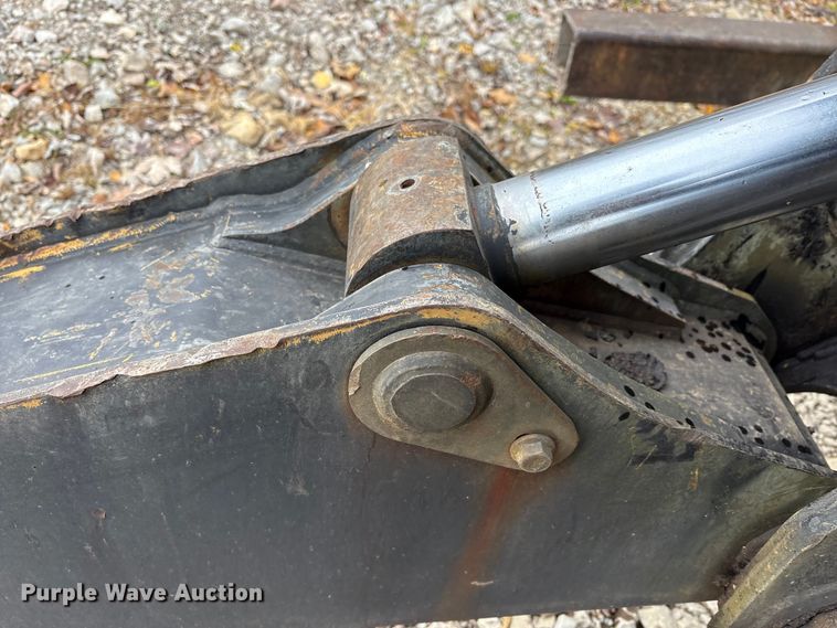 image for item FK1025 2011 John Deere 437D log loader