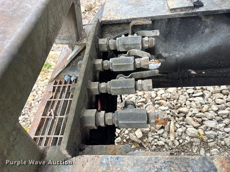 image for item FK1025 2011 John Deere 437D log loader