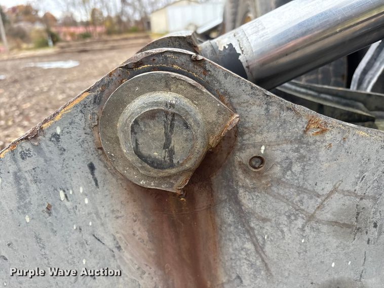 image for item FK1025 2011 John Deere 437D log loader