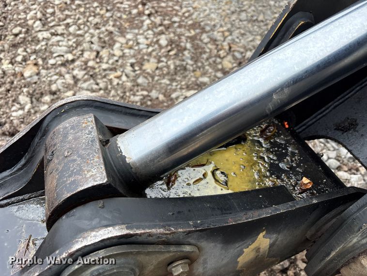 image for item FK1025 2011 John Deere 437D log loader