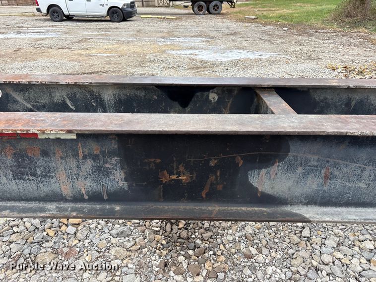 image for item FK1025 2011 John Deere 437D log loader