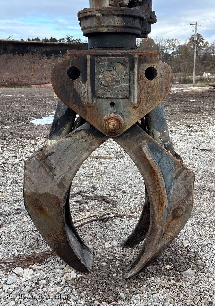 image for item FK1025 2011 John Deere 437D log loader