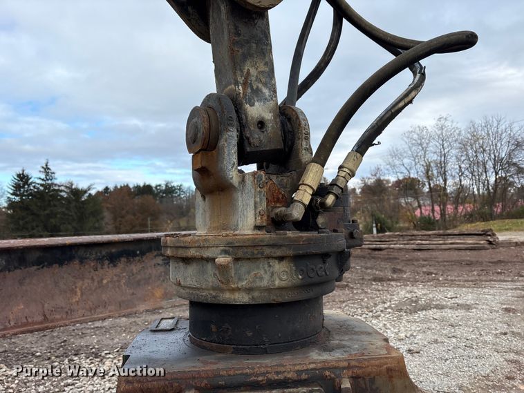 image for item FK1025 2011 John Deere 437D log loader