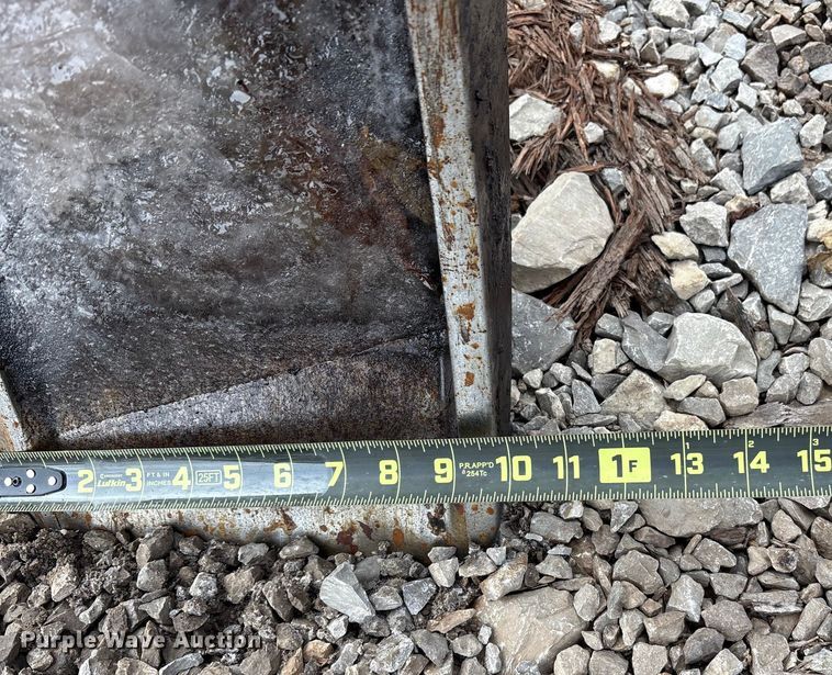 image for item FK1025 2011 John Deere 437D log loader