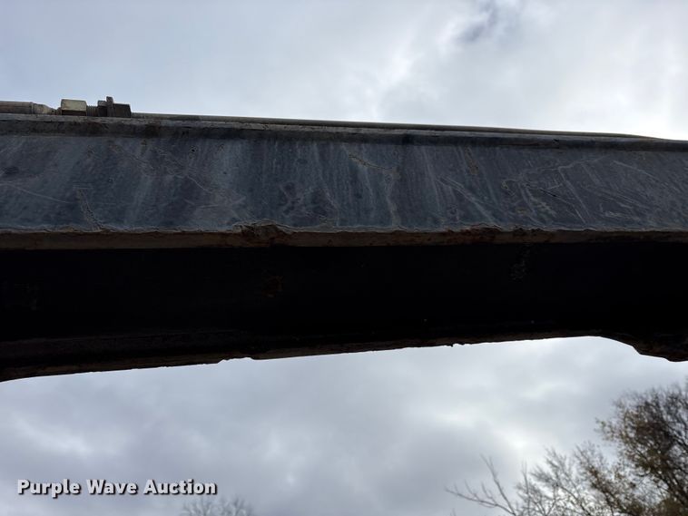 image for item FK1025 2011 John Deere 437D log loader