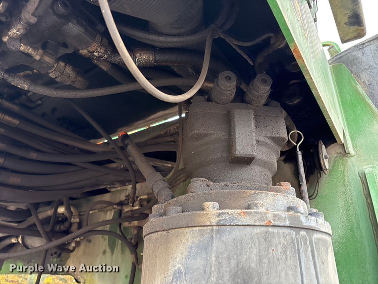 image for item FK1025 2011 John Deere 437D log loader