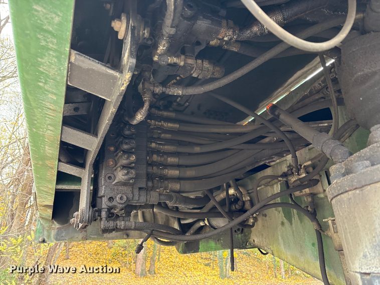 image for item FK1025 2011 John Deere 437D log loader