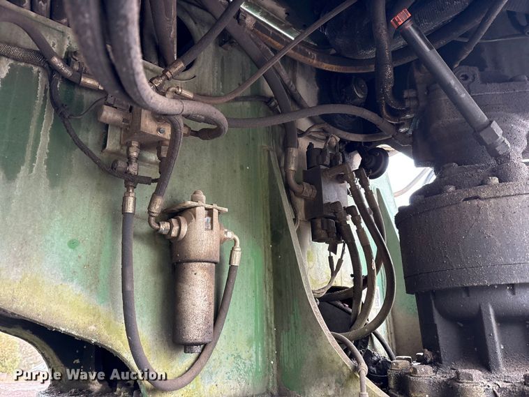 image for item FK1025 2011 John Deere 437D log loader