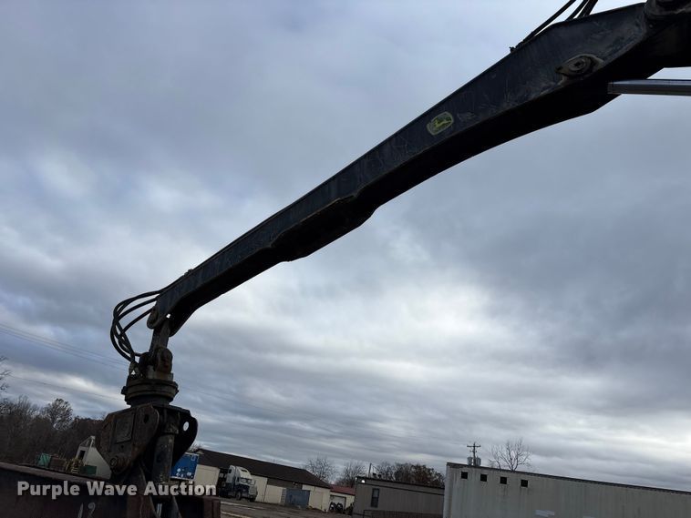 image for item FK1025 2011 John Deere 437D log loader